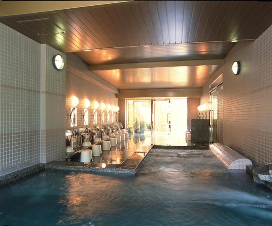 有馬温泉　角の坊 3* 神戸市